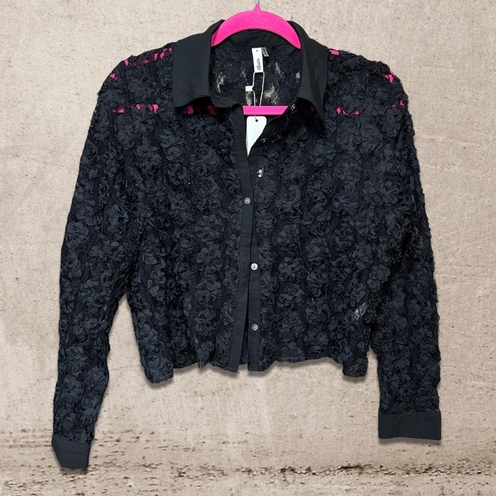 Glam Black Floral Lace Button-Up Blouse NWT